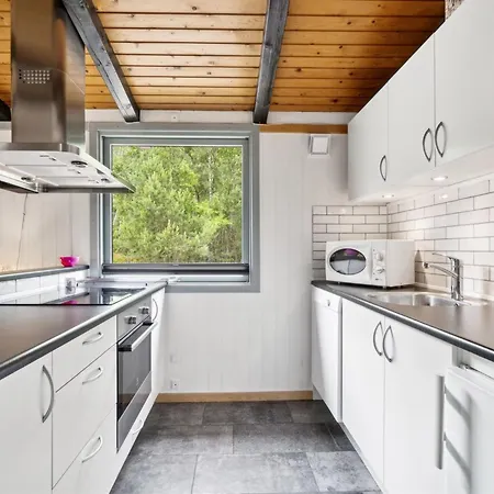 Huanca - 500m From The Sea By Interhome Feriehus Neksø